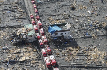 The Human Population Tsunami by Martin Jacoby The Human Population Tsunami by Martin Jacoby