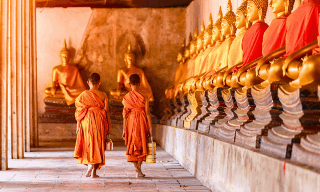 Buddhism in North America (Part 2) – The Arrival of Theravada: Southeast Asians Bring Their School of Buddhism to America