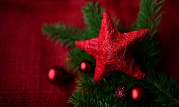 Should Christians Observe Christmas?