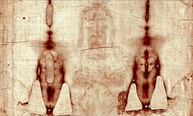 Christians and Archeology: Reactions to Sensational Finds