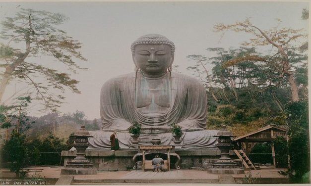 What are the basic beliefs of Buddhism?