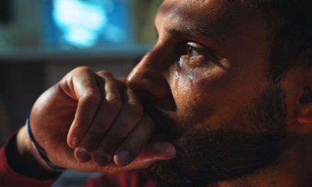 Walking with Christ through Grief: The Journey to Glory